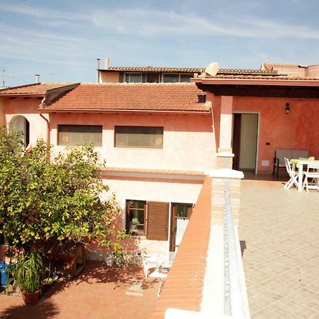 L'Isola Felice Apartment Монсерато Екстериор снимка