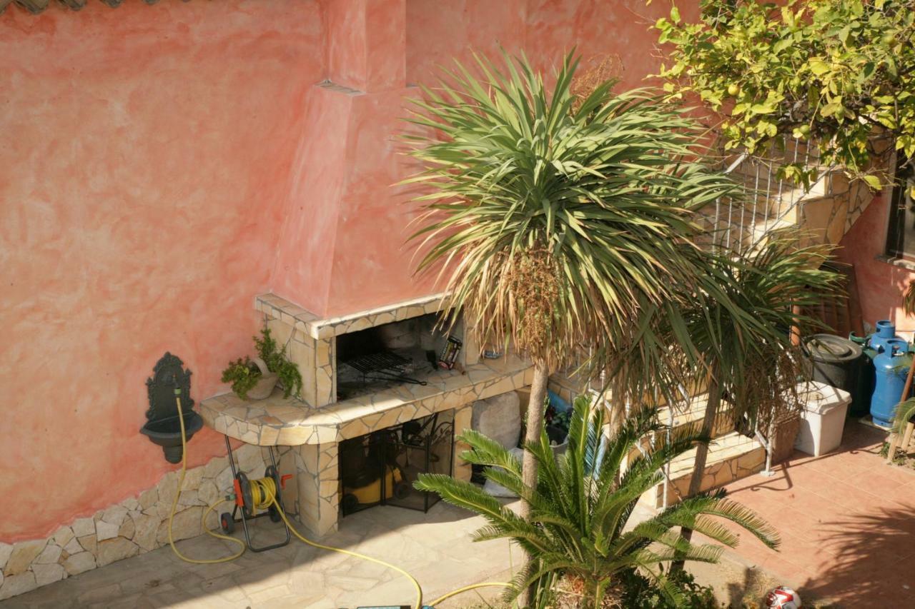 L'Isola Felice Apartment Монсерато Екстериор снимка