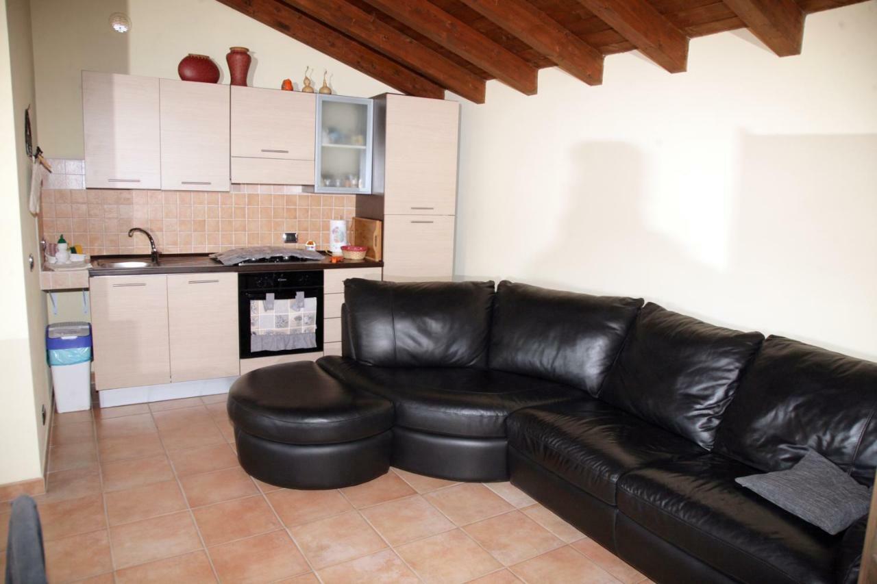 L'Isola Felice Apartment Монсерато Екстериор снимка