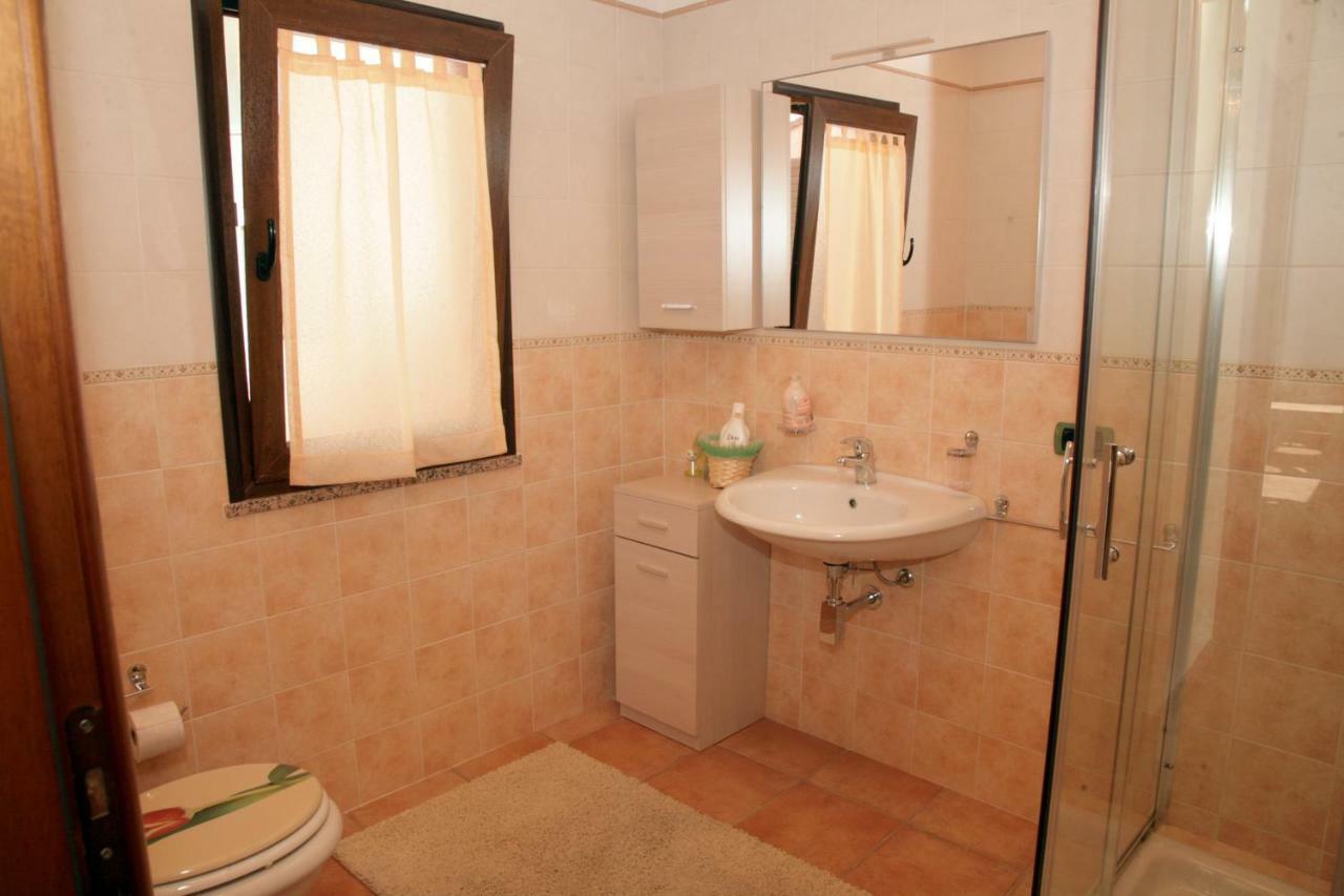 L'Isola Felice Apartment Монсерато Екстериор снимка