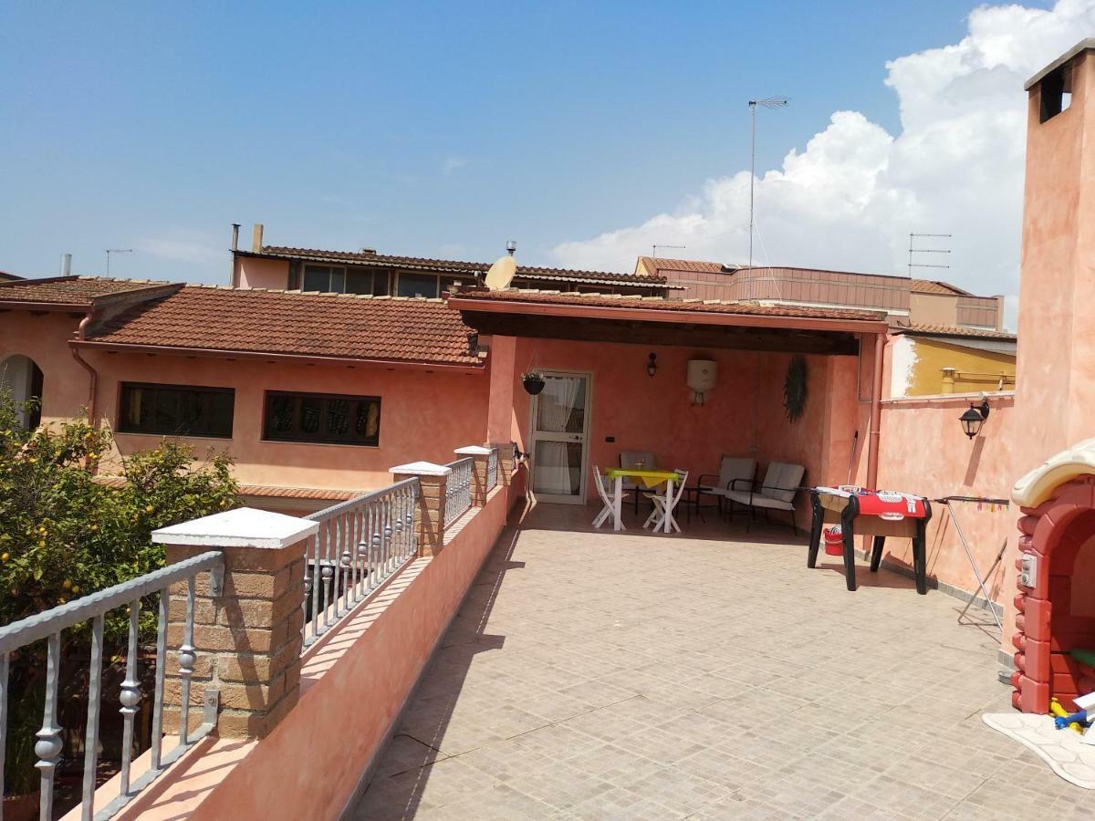 L'Isola Felice Apartment Монсерато Екстериор снимка